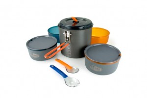 GSI Pinnacle Dualist cook set. Click to enlarge.